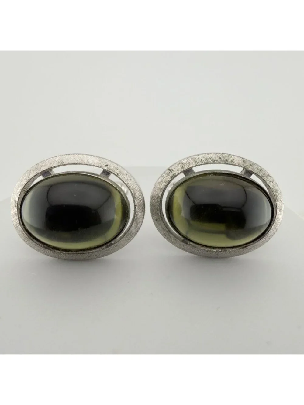 Vintage Green Domed Cabochon Cuff Links Silver Tone Mid Century